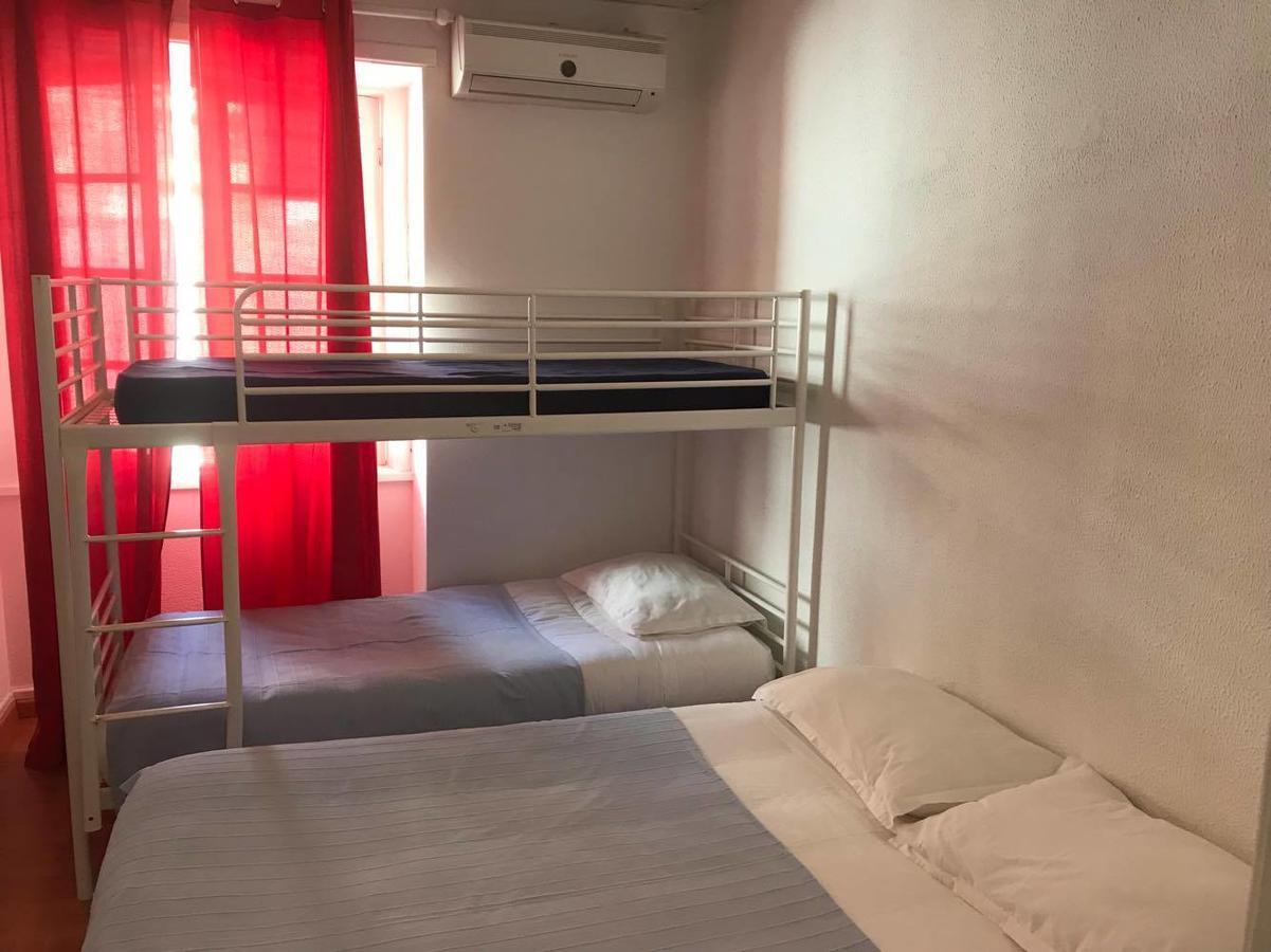 Peters Guesthouse Aveiro Ngoại thất bức ảnh